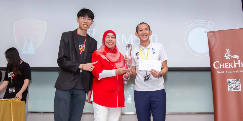 From left: Organising chairperson Oh Khang Chiang, deputy vice-chancellor (Academic and Internationalisation) Prof Datuk Dr Rohana Yusof and worlds number one tower runner Soh Wai Ching.