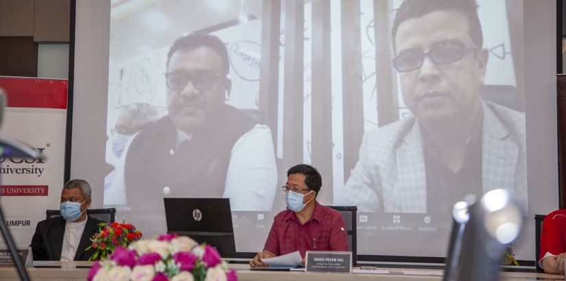 Mr Ariful Bari Mojumder, Managing Director of Insight Institute of Learning (screen left) gave his address from Dhaka during the MoA signing ceremony.