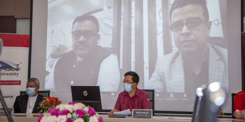 Mr Ariful Bari Mojumder, Managing Director of Insight Institute of Learning (screen left) gave his address from Dhaka during the MoA signing ceremony. Mr Ariful Bari Mojumder, Managing Director of Insight Institute of Learning (screen left) gave his address from Dhaka during the MoA signing ceremony.