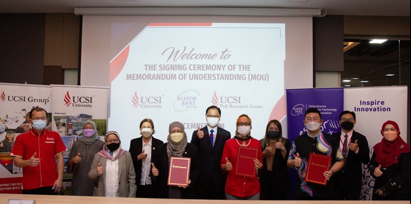 The signing ceremony was held at UCSI University and witnessed by academics and staff from all three entities. The signing ceremony was held at UCSI University and witnessed by academics and staff from all three entities.