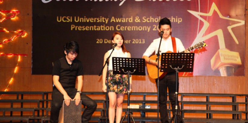 ACOUSTIC PERFORMANCE: Students from UCSI University’s School of Music performing a few songs for the ceremony.