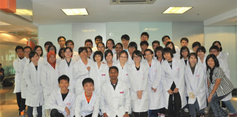  GROUP PORTRAIT: Secondary school learners and their teachers posing for the camera at the end of UCSI University's "Putting U in CSI: The Junior CSI Agent" workshop last year.