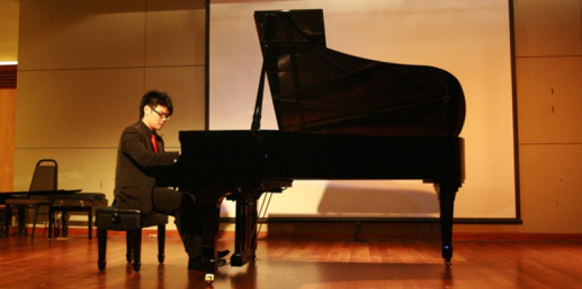 Third-year classical music student Low Chyh Shen performs Frederic Chopin’s “Scherzo No. 3 in C# minor, Op. 39” during UCSI University School of Music’s Chopin-Schumann Celebration Concert.