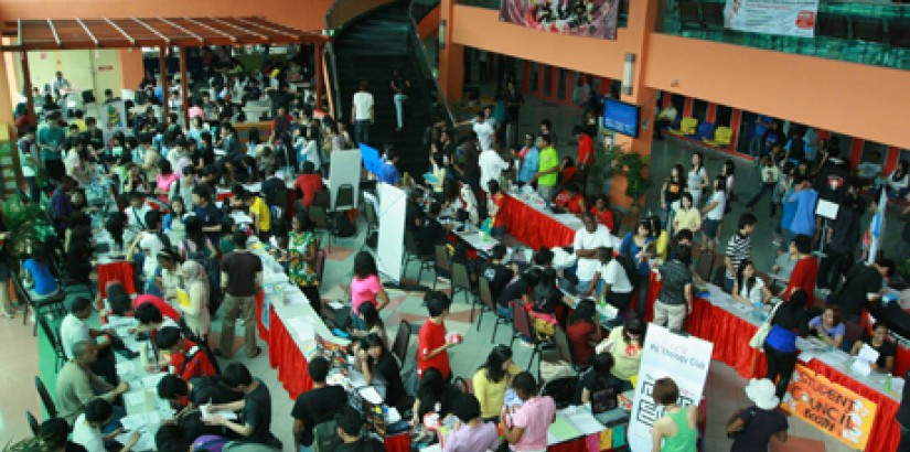 The packed lobby at South Wing, Kuala Lumpur campus on the second day of the Clubs Day event