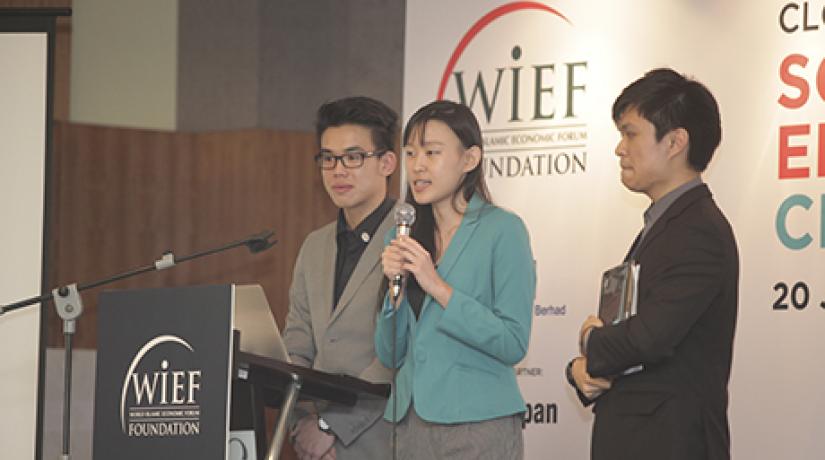  THE WINNING PITCH: (left-right) Choo, Ng and Kong presenting their pitch for the Banggi Soap Project that won RM10,000 during the recent WIEF Social Entrepreneurship Challenge 2014.