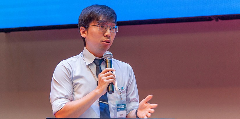 Head of Postgraduate Studies, Dr Jonathan Yong Chung Ee giving the opening speech.