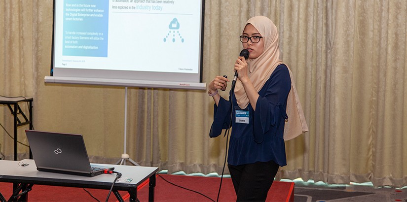 Fatin Ahmad from Siemens Malaysia giving her presentation.