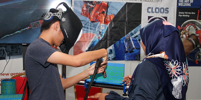 Hands-on practice with WELD SYSTEMS.