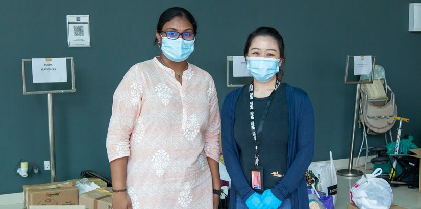 (l to r) PhD students Abbirami Balachandran and Carine Lim.