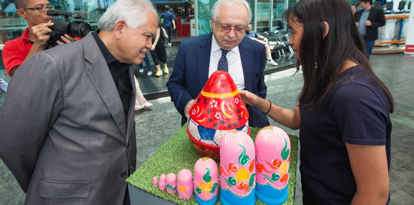 His Excellency Valery N. Yermolov was mesmerised with the football artwork representing Russia.