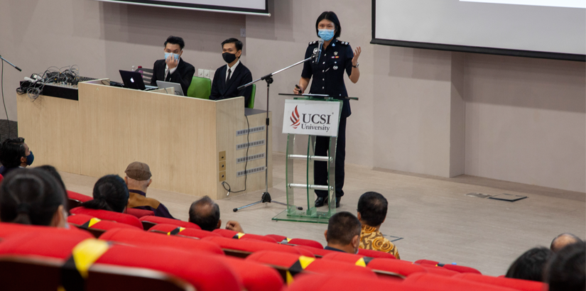 Forensic Officer from Royal Police Malaysia, Inspector How Xin Ni shares her insight and information relevant to the field of forensic science.