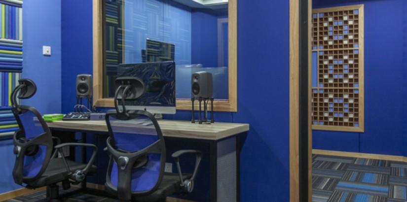 MBC - Recording studio (blue)