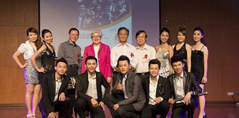 YOUNG TALENT: Two UCSI students (first and second from left) and the other student harmonica performers with Assoc. Prof. Dr. Irene Tan, dean of the Faculty of Social Sciences and Liberal Arts (fourth from left) and Prof. Dr. P'ng, head of the School of M