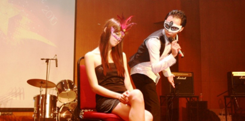 Neo Tan pulls out all the stops for his Russian number