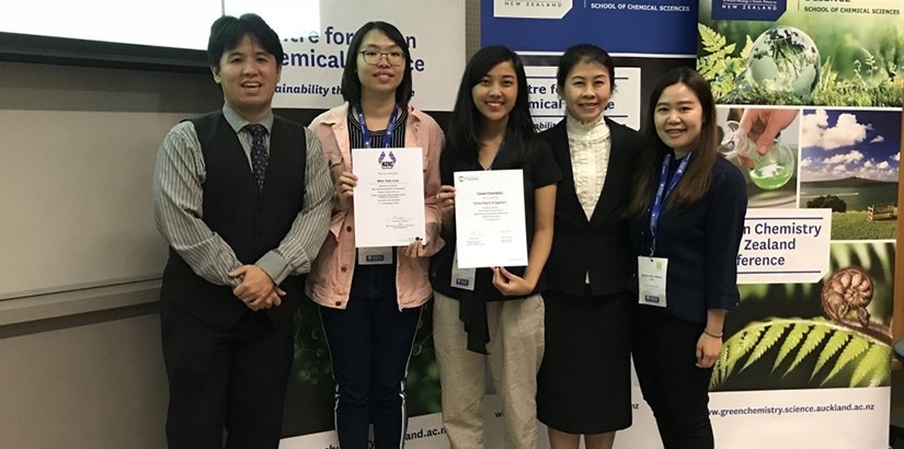 Two of their postgraduate students had recently won awards at Green Chemistry New Zealand 2019, a conference at the University of Auckland. 