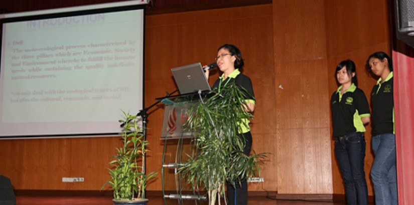 UCSI University’s Faculty of Applied Sciences students conveying their oral presentation on green environment and sustainable development during the GREESDEV 2011 seminar