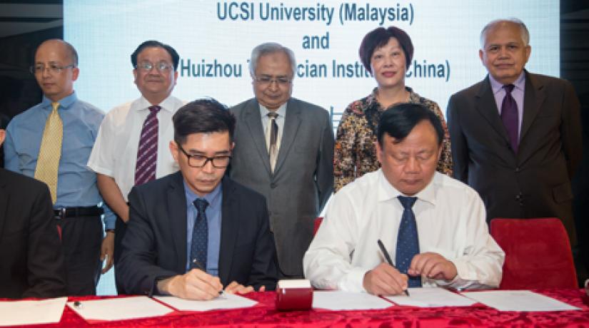The MOU – signed by UCSI's Vice-President of Student Enrolment Centre Willie Tan Moh Leong and Huizhou Technician Institute’s Vice-President Huang Lin on behalf of their institutions – will pave the way for Diploma students at Huizhou Technician Institute