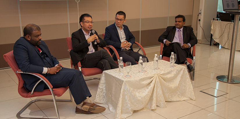 (from left to right) Andrew Peters (HR executive from Dutch Lady Milk Industries Berhad), Clayton Tan (HR Director, Southeast Asia, Vinda Malaysia Sdn Bhd) and Dang Cheong Lee (Operations Lead, Averis Sdn Bhd).