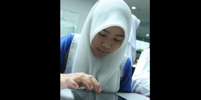 Students from high schools around the Klang Valley participating in the Apple IT Workshop