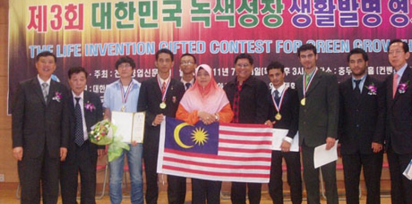 Some of the winners of the 'Life Invention Gifted Contest for Green Growth in Korea 2011,’ were announced on July 15 and the award ceremony was held on July 28 at Chung-Mu Art Hall, Seoul, Korea