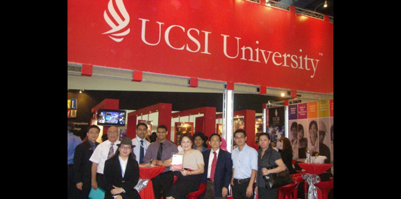 The UCSI University exhibition booth was tended by members of various faculties as well as course counsellors and Vice President of Business Development, Mr Moses Ling.