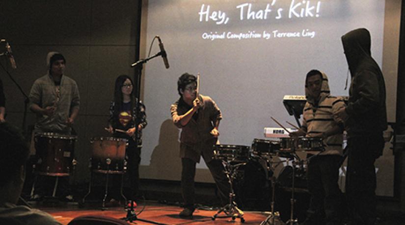  BEATS AND MOVES: The drum performers incorporated dance moves during their performance.