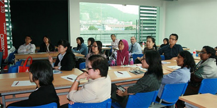 ‘Learning from abroad, Learning from within: Critical reflection, education philosophy and Praxis’ workshop conducted by Dr Brendon Tagg from UCSI University