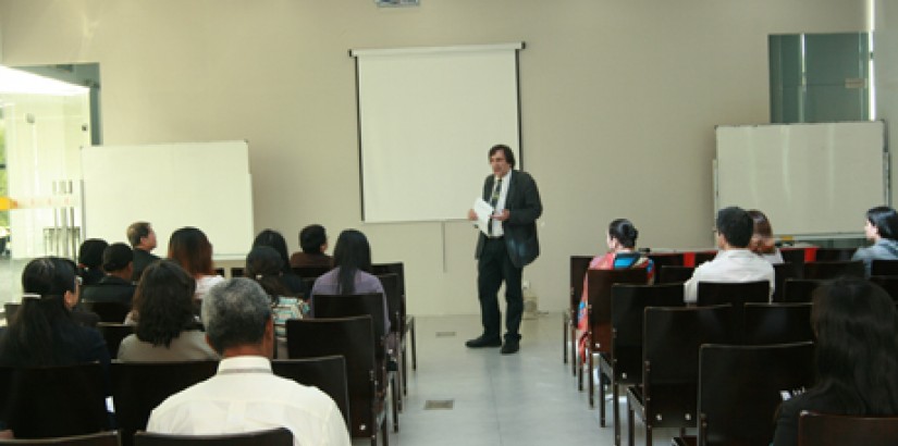 ENGAGING SESSION: JU’s vice-chancellor (International Relationship) Professor Dr Zdzislaw Mach providing valuable insight to the audience during his lecture session titled “Interdisciplinary European Studies and the Question of the European Identity”.