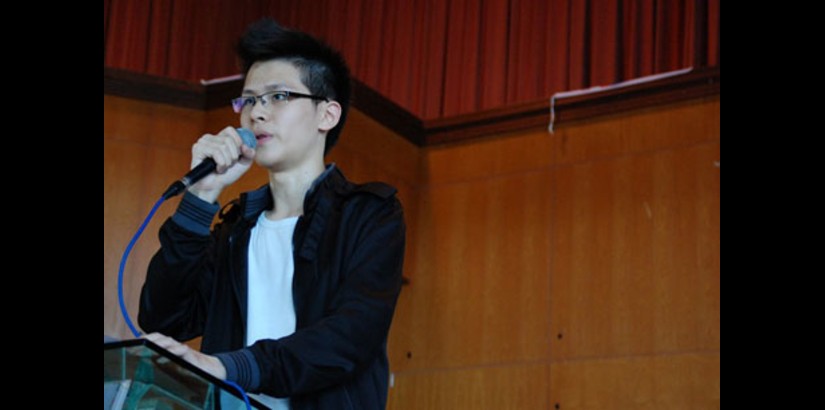  ALL WORTHWHILE: In his speech, organising chairperson Chong Cheng Fang points out that organising UCSI’s Pre-U Sports Carnival was challenging but it was worth the effort as the committee members took away important skills like time management.