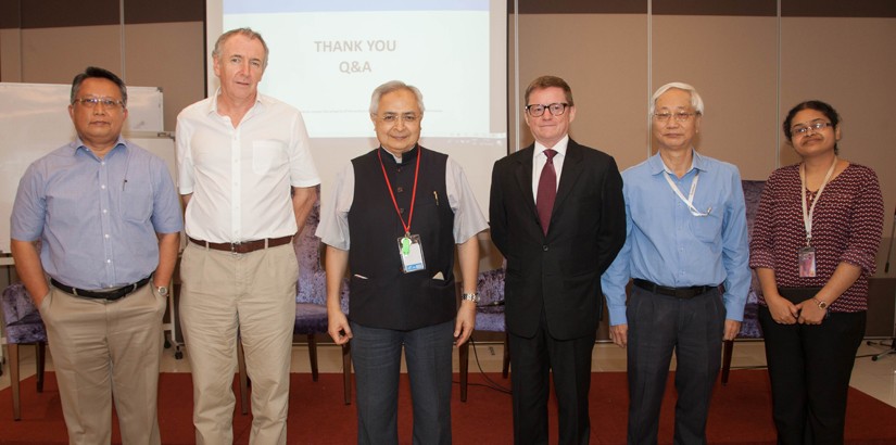 (l to r) Professor Dr Abu Bakar Sade, Professor Dr Alan Wilson, Senior Professor Dato’ Dr Khalid Yusoff, Professor Dr Geoffrey Williams, Professor Dr Ong Seng Huat, Associate Professor Dr Ganeshsree.