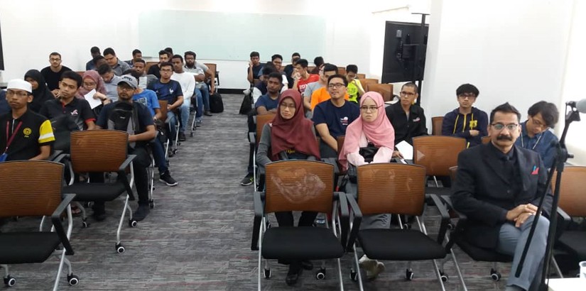 Participants of the Forum held at UNITEN.