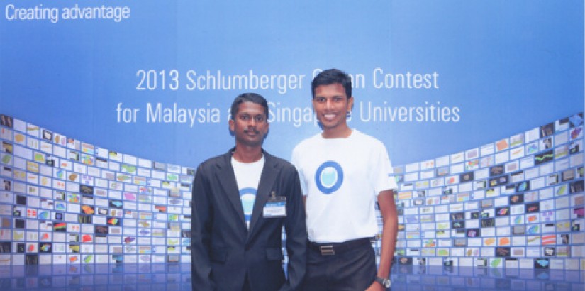 TALENTED DUO (From left): UCSI Chemical Engineering student Satyaraj Muniandy and Mechanical Engineering student Prabu Gunasagaran posing for the camera during the Schlumberger Ocean Plug-in Competition 2013.