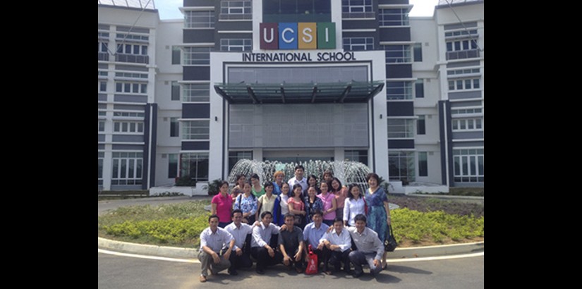  UCSI International School (Bandar Springhill) principal MsKathryne Jean Ferrell hosted the visiting teachers.