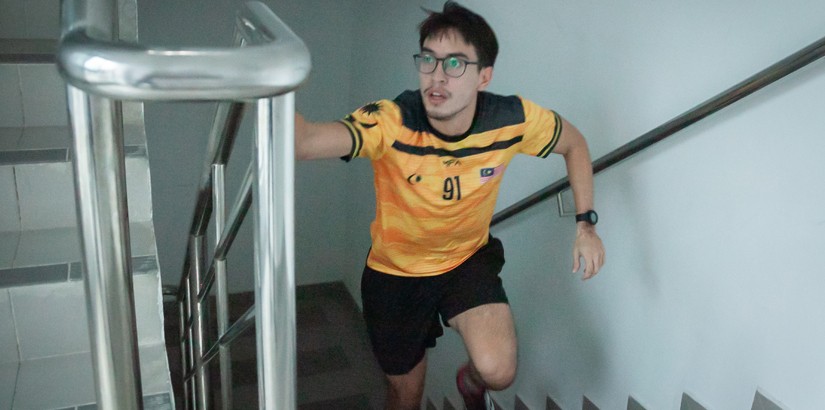 Sidney Luke Chin Wen Jian, student of Bachelor of Science (Hons) in Architecture won first place in the UCSI Tower Run with a time of 71 seconds.