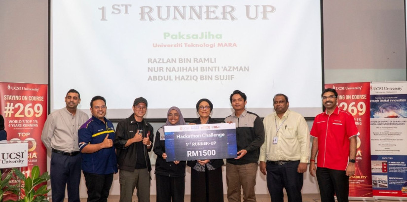 First Runner-Up: The UiTM team received their RM1,500 cash prize