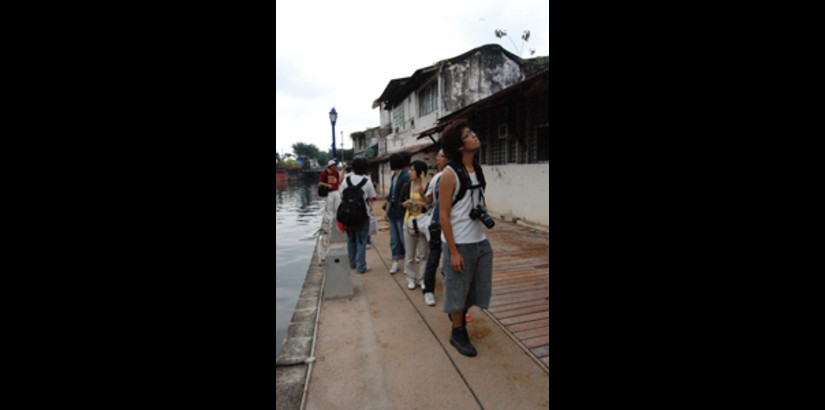 CYCU Exchange Students at the Malacca Riverfront