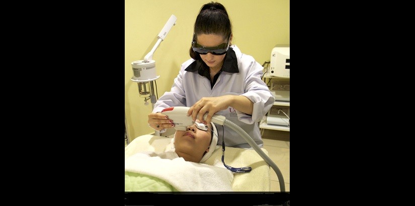 HANDS-ON EXPERIENCE: A doctor from the School of Anti-ageing, Aesthetics & Regenerative Medicine conducting a facial treatment demonstration on a patient.