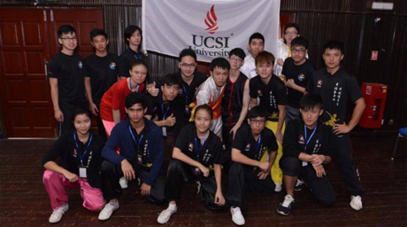  Home > Media Hub > Press Releases 2015 UCSI won overall champion in Wushu Championship 14 November 2015 BUDDING TALENTS: UCSI University Wushu Team members in a big group photo.