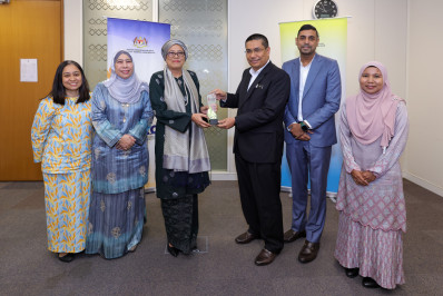 UCSI signs MoU with INTAN UCSI signs MoU with INTAN
