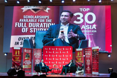 Faculty CEO Series: A Leadership Conversation with Bursa Malaysia CEO Dato’ Fad’l Mohamed Faculty CEO Series: A Leadership Conversation with Bursa Malaysia CEO Dato’ Fad’l Mohamed