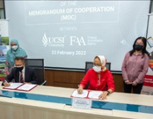 The memorandum of cooperation was signed by UCSI Group Chief Executive Officer (CEO) and UCSI University Vice-Chancellor, Professor Datuk Ir Ts Dr Siti Hamisah Tapsir and Chief Executive Officer, Finance Accreditation Agency, Mr Khairul Nizam at UCSI Univ