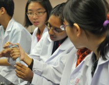  ENGAGING SESSION: Secondary school learners in the midst of conducting an experiment during UCSI University's "Putting U in CSI: The Junior CSI Agent" workshop last year.