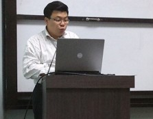 Mr. Chong Aik Lee from UCSI University’s Faculty of Management and Information Technology speaks to students on Marketing and Financial Analysis during the BizPlan’s third workshop