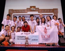 UCSI University’s Devil Dukes and their RM10,000 mock cheque and trophy