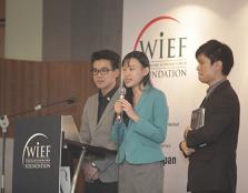  THE WINNING PITCH: (left-right) Choo, Ng and Kong presenting their pitch for the Banggi Soap Project that won RM10,000 during the recent WIEF Social Entrepreneurship Challenge 2014.