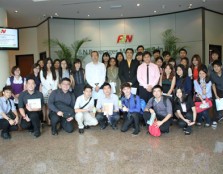  GROUP PORTRAIT: Students of UCSI University’s Marketing Student Association and Mr Rajat Subhra Chatterjee, Head of the Departmentof Marketing, posing for the camera with F&N personnel during the industry visit.