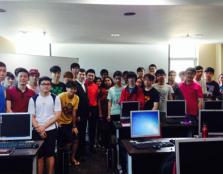  GROUP PORTRAIT (Middle): Dr Christoph Baeck, General Manager of Hilti Asia IT Services Sdn. Bhd., Mr Thoo Poh Wai, Manager of Hilti Asia IT Services Sdn. Bhd. (in bright red) and Assistant Professor Kasthuri Subaramaniam, School of IT, FoBIS with UCSI st