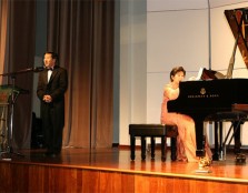 Mr Dennis Lee and Mdm Toh Chee Hung perform during the UCSI University School of Music Maestro Series Recital.