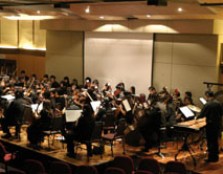 Issac Chia Conducting the UCSI-UPM Combined Orchestra