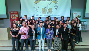 Guest of honour, Deputy Communications Minister YB Teo Nie Ching, joins UCSI’s fashion designers and their models for a group photo, celebrating creativity and empowerment on International Women’s Day.